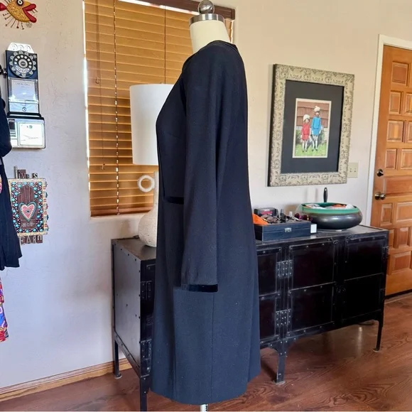 Vintage black crepe Louis Feraud long sleeve dress US 10/12 - Picture 5 of 13